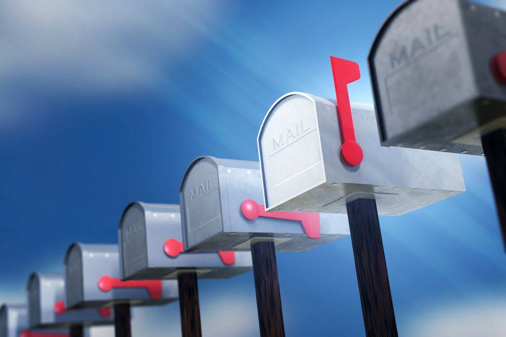 Email Vs Direct Mail – What’s the Better Way to Share Your Videos?
